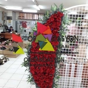 Kırmızı Gül ve Ortanca Karışımı Tag Çiçeği